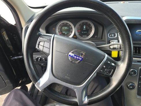 Used 2013 Volvo XC60 T6 image 2