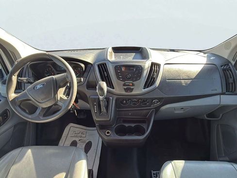 Used 2018 Ford Transit 250 250 image 9