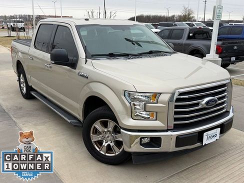 Used 2017 Ford F150 XLT w/ Equipment Group 302A Luxury image 4