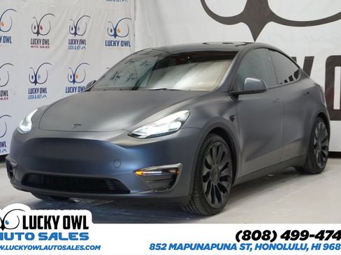 Used 2023 Tesla Model Y Performance image 1