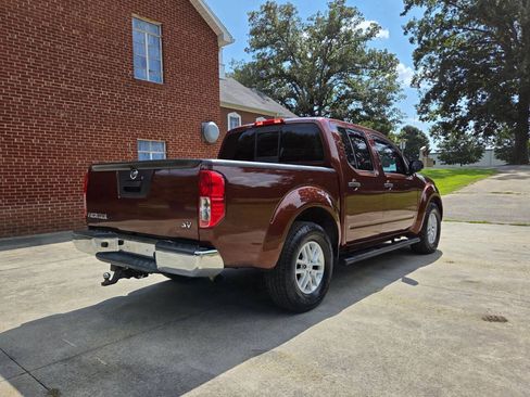 Used 2016 Nissan Frontier SV RWD image 5