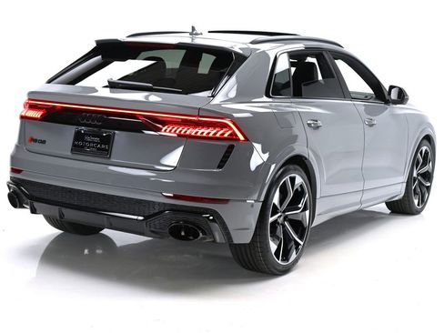 Used 2024 Audi RS Q8 AWD/4WD image 4