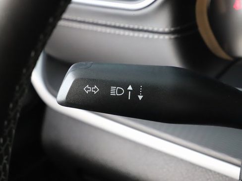 New 2025 Jeep Grand Cherokee 4WD image 31