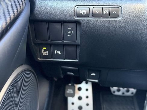 Used 2015 Lexus RC F image 38