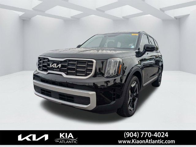 Used 2025 Kia Telluride S FWD image 7