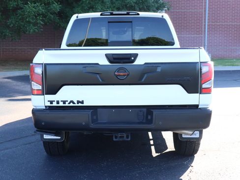 Used 2021 Nissan Titan PRO-4X w/ Pro-4x Convenience Package AWD/4WD image 31