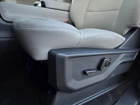 New 2026 Ford Expedition Active RWD image 4