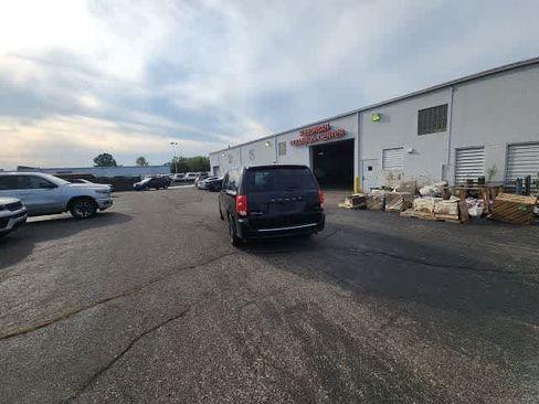 Used 2017 Dodge Grand Caravan GT FWD image 17