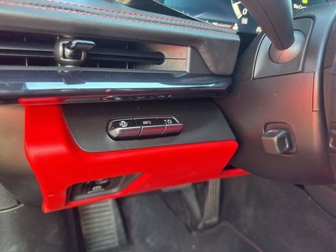 Used 2024 Chevrolet Corvette Stingray Premium Cpe w/ Z51 Performance Package image 24