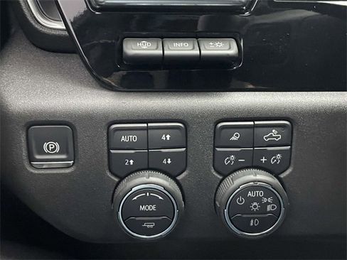 Certified 2025 Chevrolet Silverado 2500 LTZ w/ LTZ Plus Package image 29