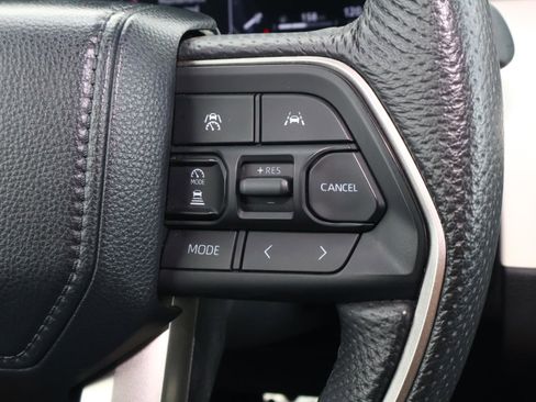 Used 2024 Toyota Tacoma TRD Sport w/ TRD Sport Upgrade Package image 24