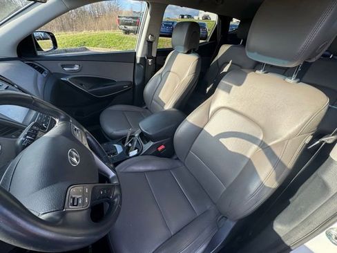 Used 2018 Hyundai Santa Fe Sport image 11