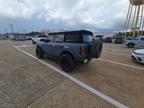 Used 2022 Ford Bronco Badlands image 3