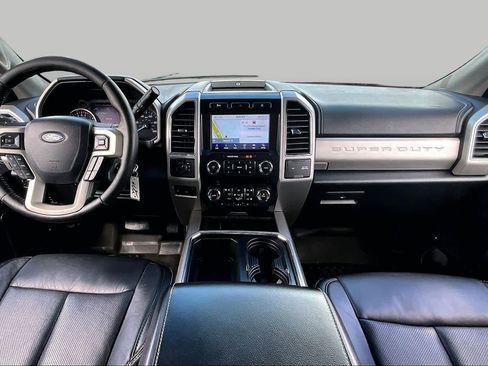 Used 2020 Ford F250 Lariat w/ Lariat Value Package AWD/4WD image 16
