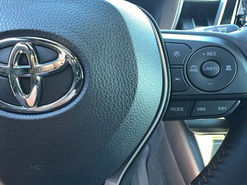 Certified 2025 Toyota Corolla SE image 20