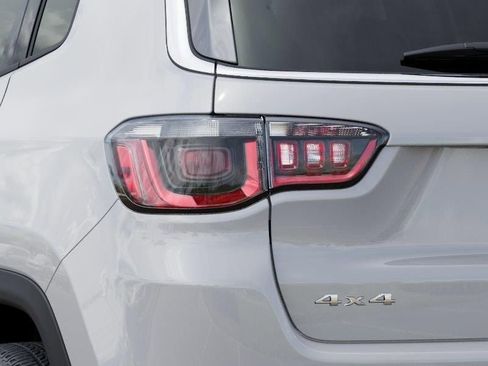 New 2026 Jeep Compass Limited image 9