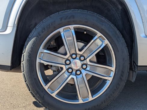 Certified 2019 GMC Acadia Denali AWD/4WD image 50