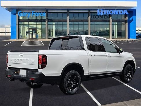 New 2026 Honda Ridgeline Black Edition image 3
