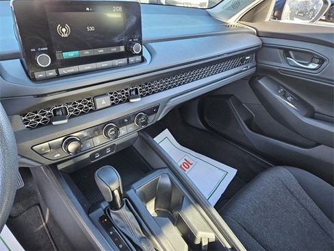 Used 2024 Honda Accord EX image 19