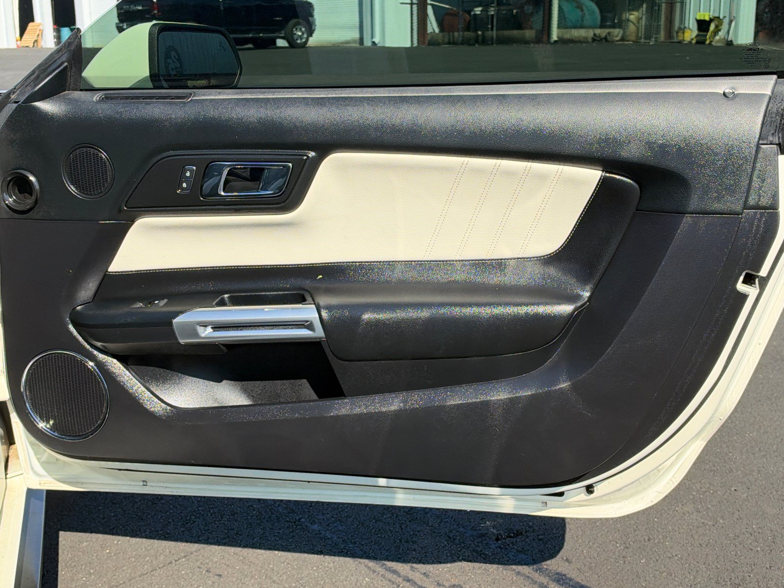 Used 2015 Ford Mustang 50 Years RWD image 14