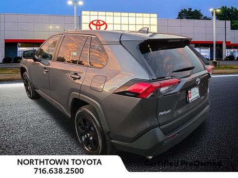 Used 2023 Toyota RAV4 LE image 12