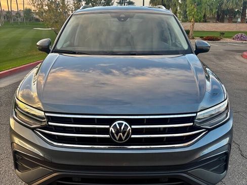 Used 2024 Volkswagen Tiguan SE image 31