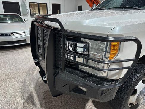Used 2017 Ford F350 King Ranch w/ Chrome Package AWD/4WD image 11