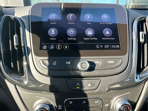 Used 2023 Chevrolet Equinox RS w/ RS Leather Package image 17