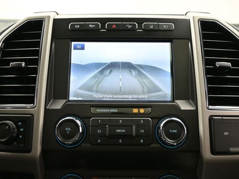 Used 2020 Ford F350 Lariat w/ Lariat Ultimate Package image 31