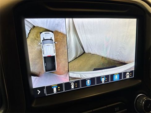 Used 2021 Chevrolet Silverado 3500 High Country w/ Z71 Off-Road Package image 20