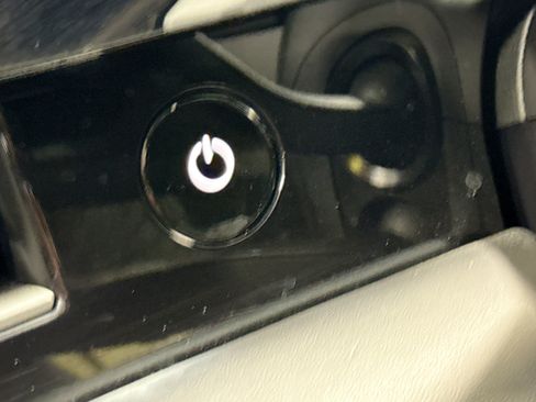 Certified 2022 Porsche Taycan Turbo S image 33