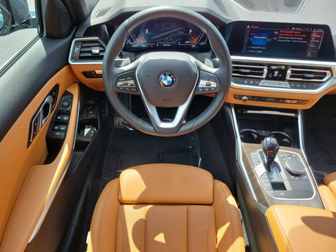 Used 2022 BMW 330i Sedan w/ Convenience Package RWD image 13