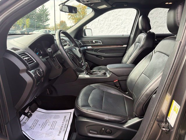 Used 2019 Ford Explorer Limited w/ Class III Trailer Tow Package AWD/4WD image 13
