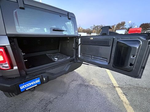 New 2025 Ford Bronco 4-Door image 9