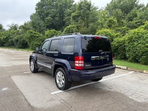 Used 2012 Jeep Liberty Sport AWD/4WD image 3