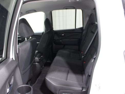 Used 2024 Honda Ridgeline Sport image 19