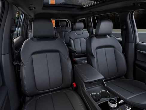 New 2026 Jeep Grand Cherokee L Limited AWD/4WD image 16