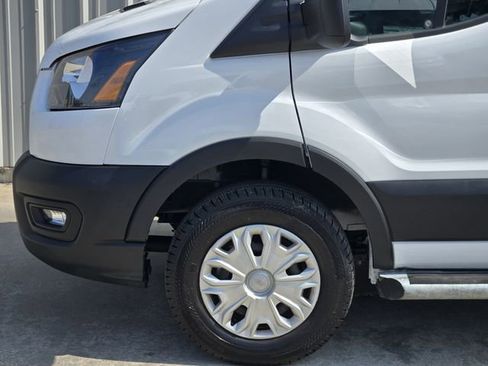 Certified 2025 Ford Transit 250 Low Roof w/ Exterior Upgrade Package RWD image 12