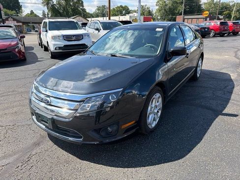 Used 2011 Ford Fusion SE w/ 202A Rapid Spec Order Code FWD image 3