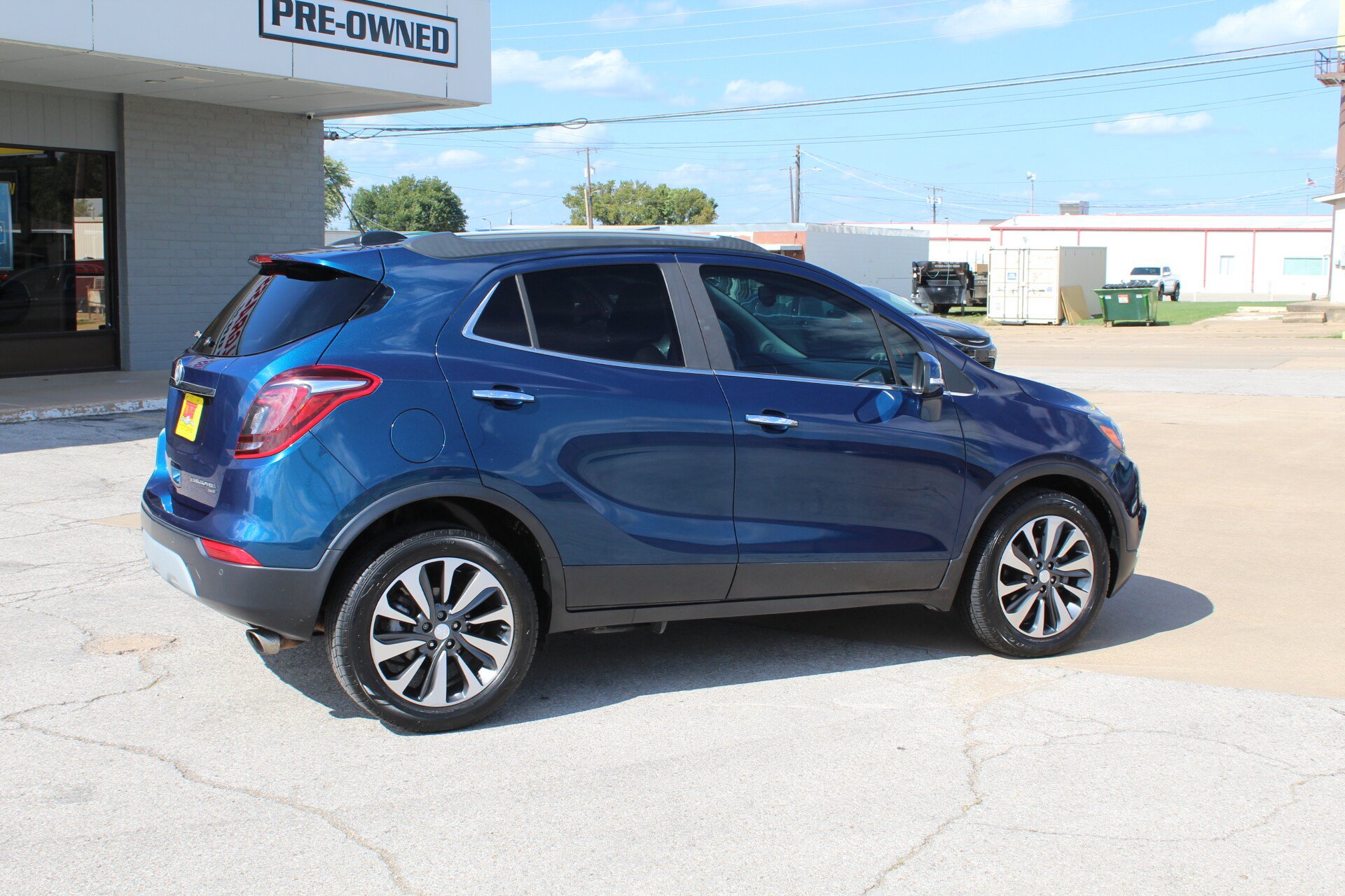 Used 2019 Buick Encore Essence w/ Safety Package II AWD/4WD image 4