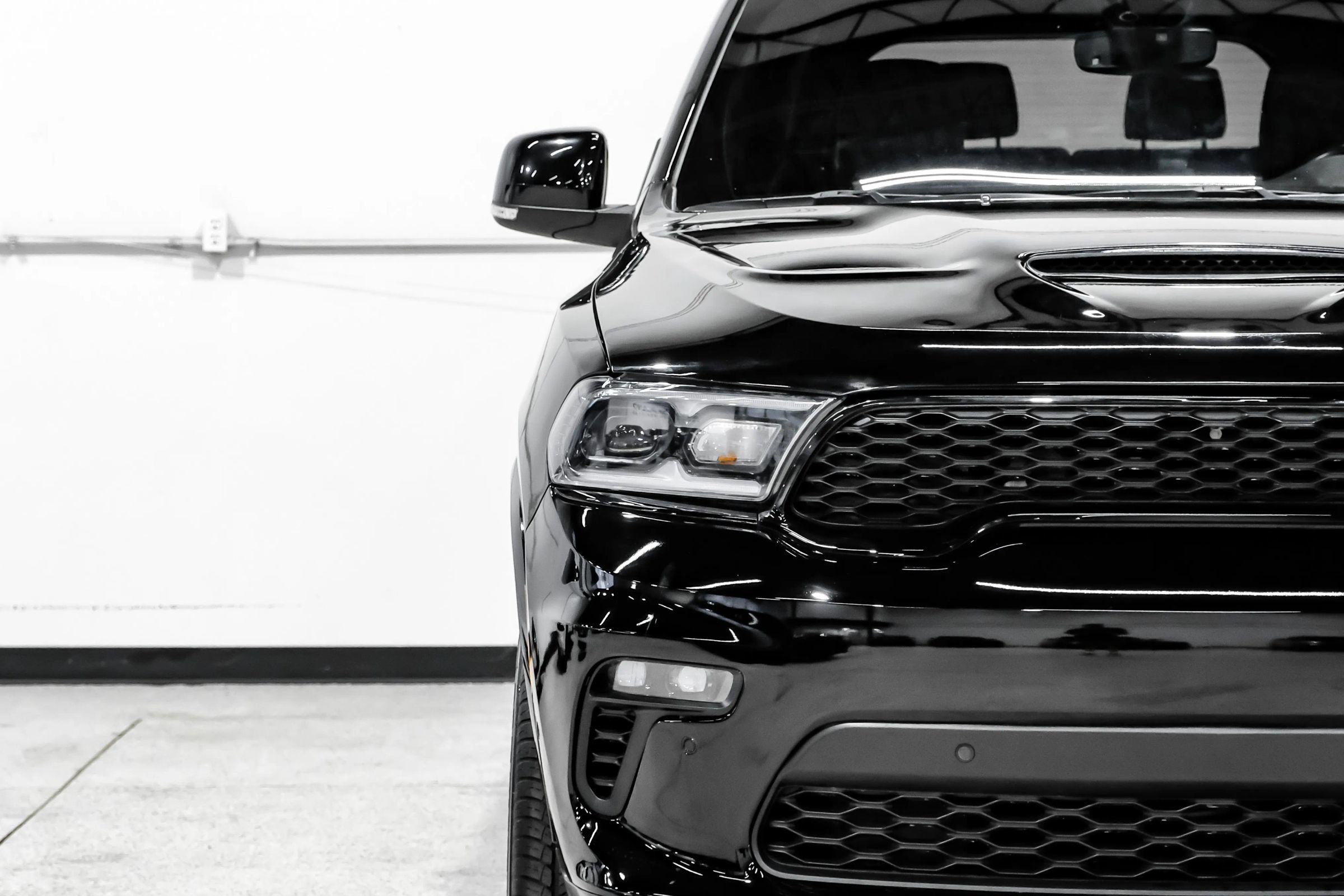 Used 2022 Dodge Durango R/T w/ Blacktop Package RWD image 46