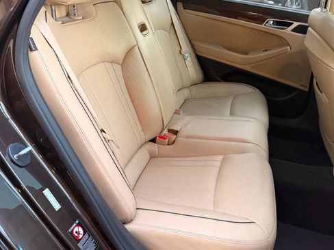 Used 2015 Hyundai Genesis 3.8 w/ Option Group 03 image 25