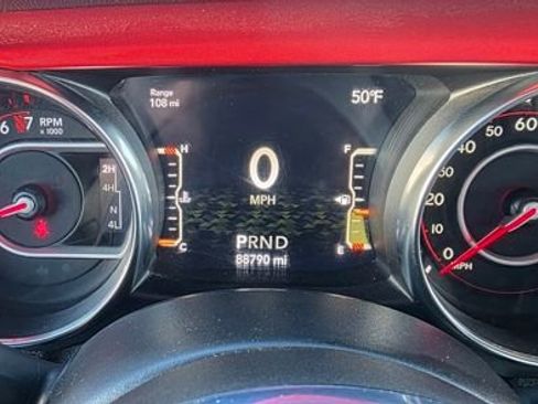 Used 2020 Jeep Gladiator Rubicon image 17