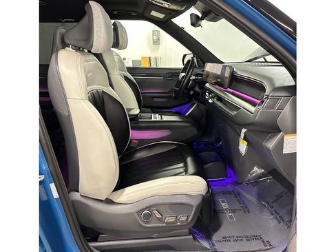 Used 2024 Kia EV9 GT-Line image 22