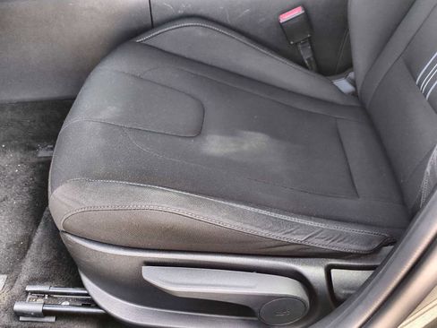 Used 2024 Hyundai Elantra SEL FWD image 19