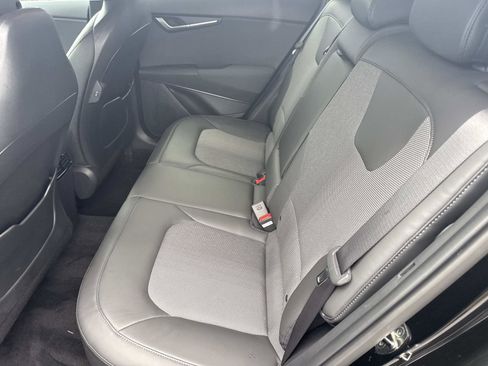 Used 2023 Kia Niro EX FWD image 15