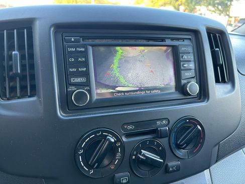 Used 2015 Nissan NV200 SV w/ Technology Package image 14