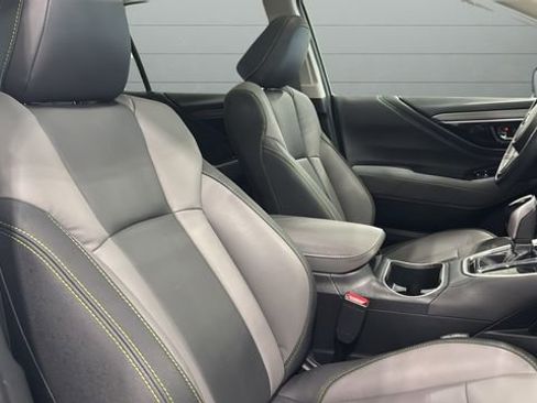 Used 2025 Subaru Outback Onyx Edition XT w/ Popular Package #2 image 31