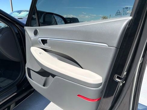 Used 2024 Hyundai Sonata SEL w/ Convenience Package FWD image 17