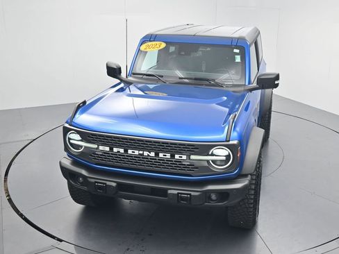 Used 2023 Ford Bronco Badlands w/ Sasquatch Package AWD/4WD image 52